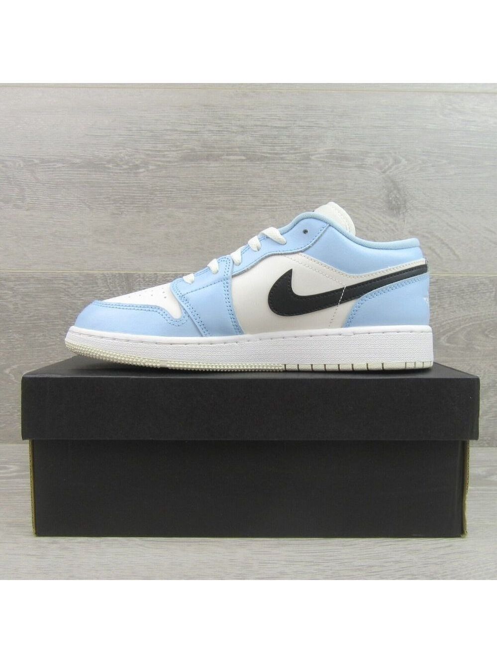 Jordan 1 Low Ice Blue GS Size 6.5Y / Womens Size 8 Sneakers NEW - Picture 3 of 15